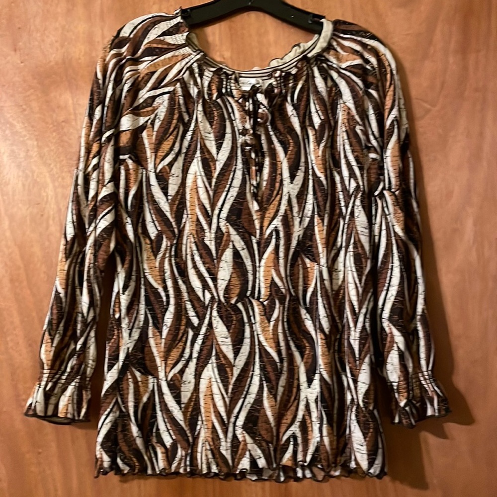 Bechamel cute browns and crème abstract design long sleeve top (Mlb)